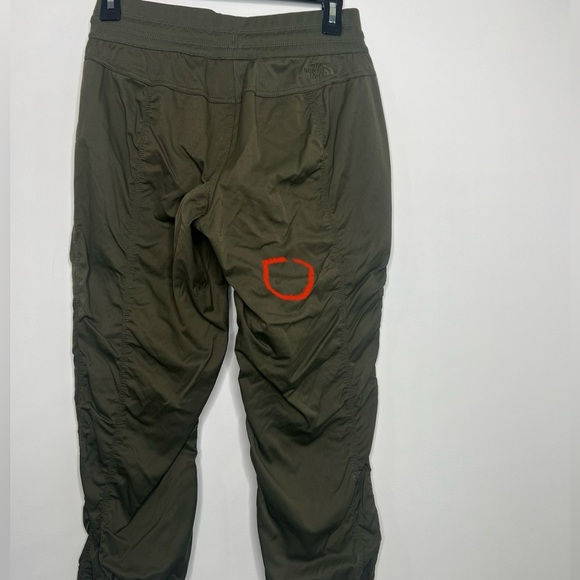 The North Face Capris - Picture 8 of 8